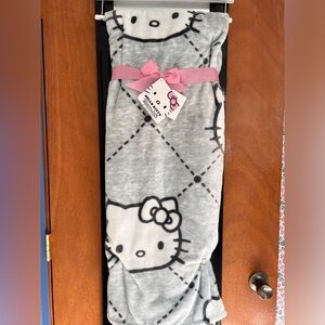 Hello Kitty Blanket Grey